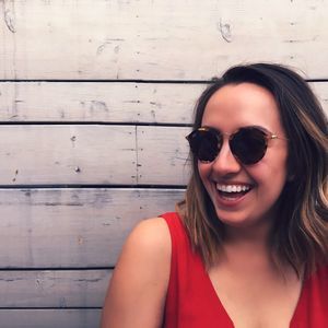 Meet your Posher, Alexia